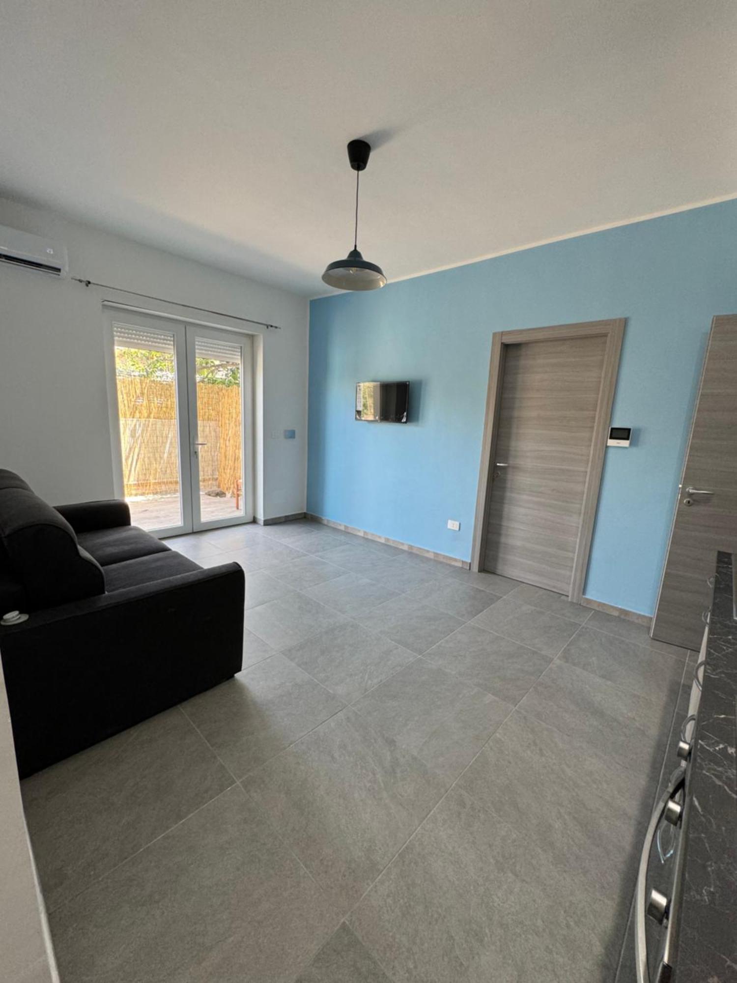 Ferienwohnung Nathouse Villafranca Tirrena Exterior foto
