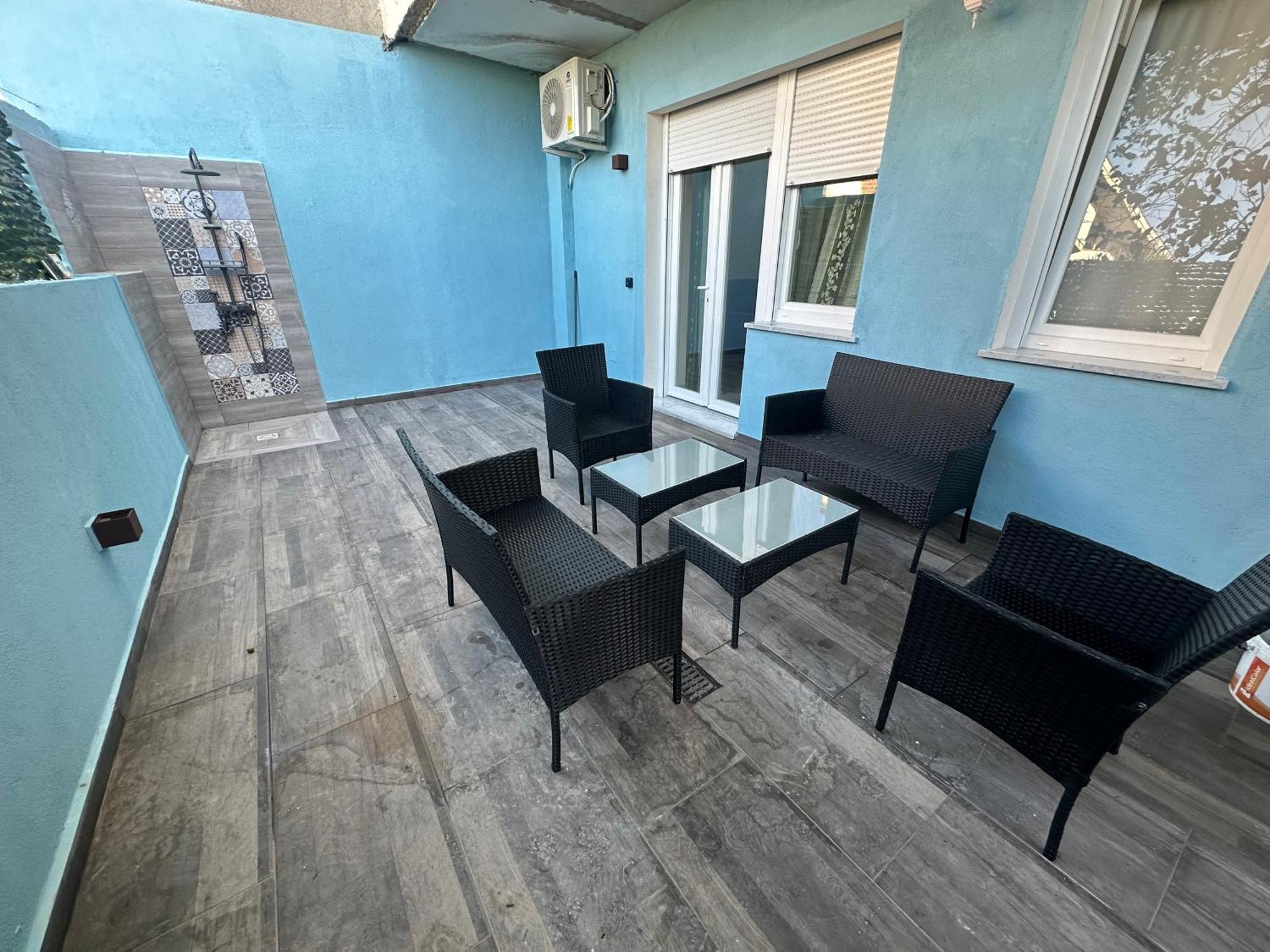 Ferienwohnung Nathouse Villafranca Tirrena Exterior foto
