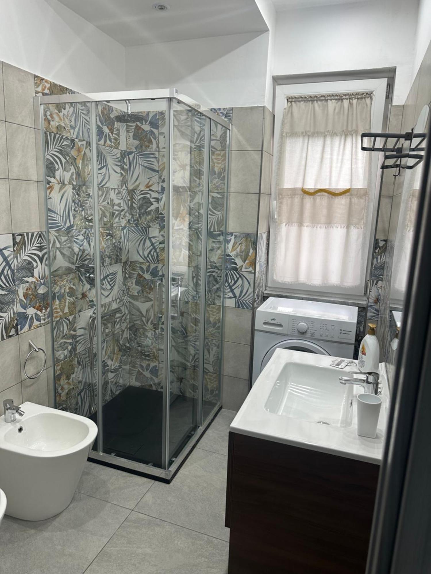 Ferienwohnung Nathouse Villafranca Tirrena Exterior foto