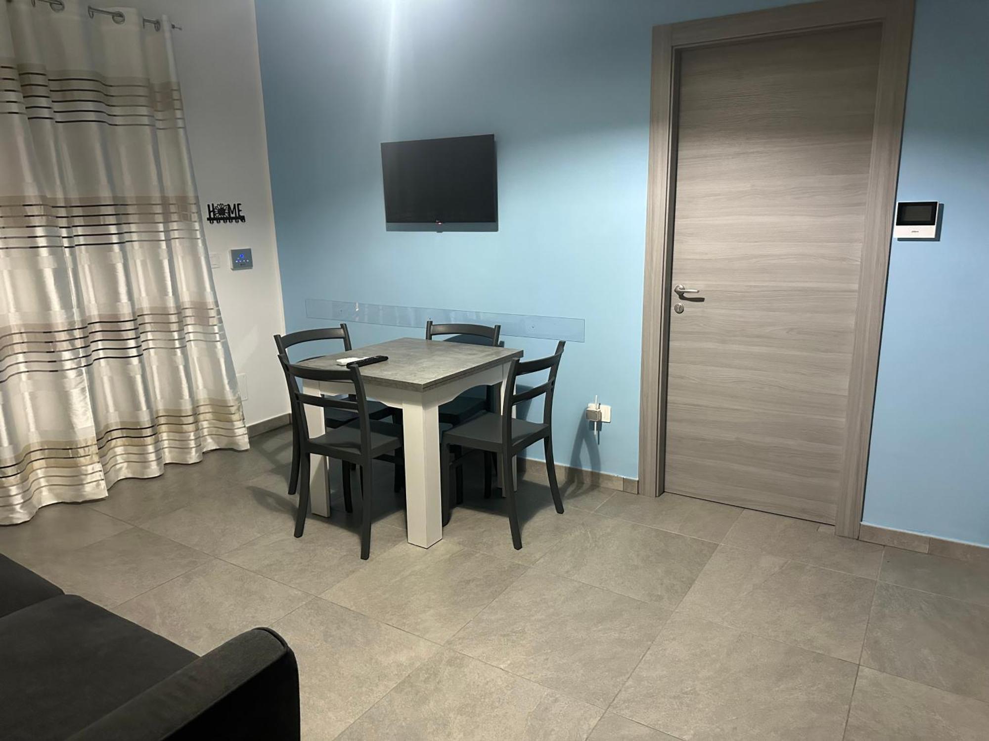 Ferienwohnung Nathouse Villafranca Tirrena Exterior foto